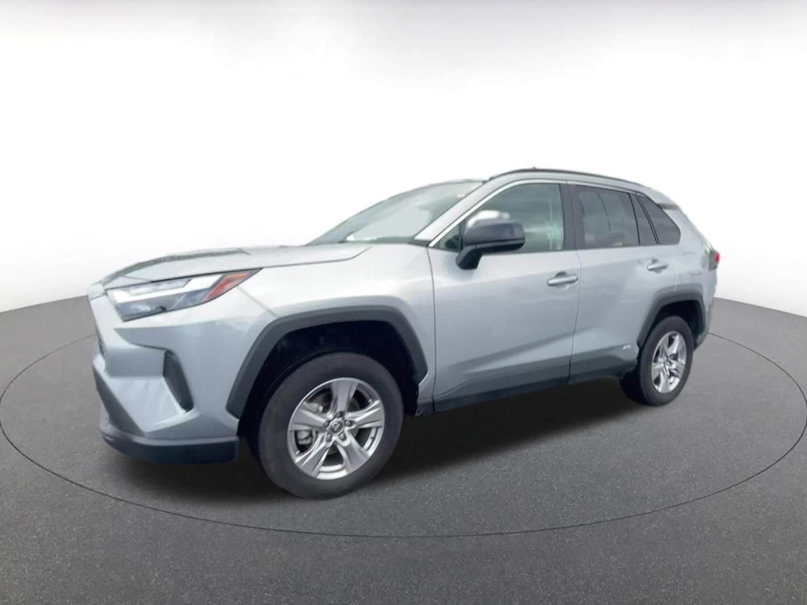 Thumbnail: 2025 Toyota RAV4 - 8