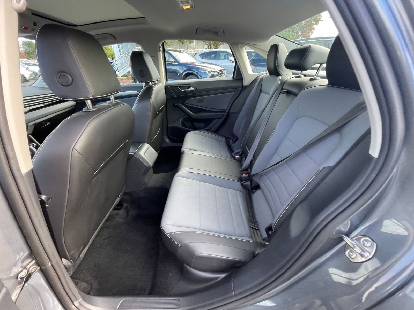 Thumbnail: 2025 Volkswagen Jetta - 20