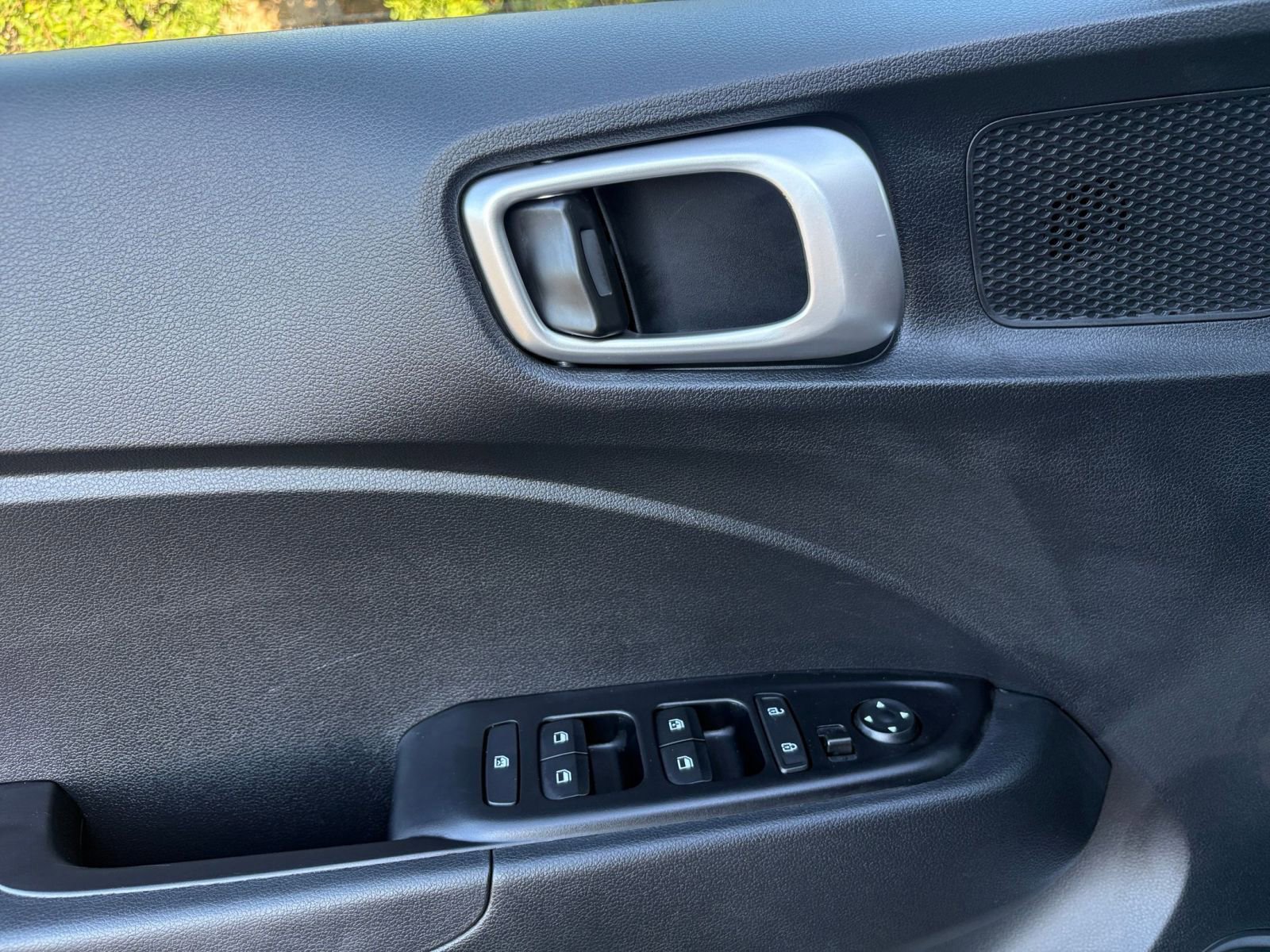 Thumbnail: 2025 Hyundai Venue - 18