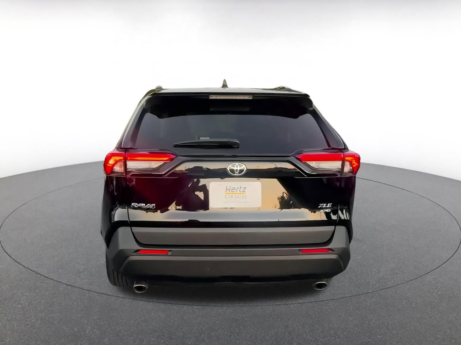 Thumbnail: 2025 Toyota RAV4 - 12