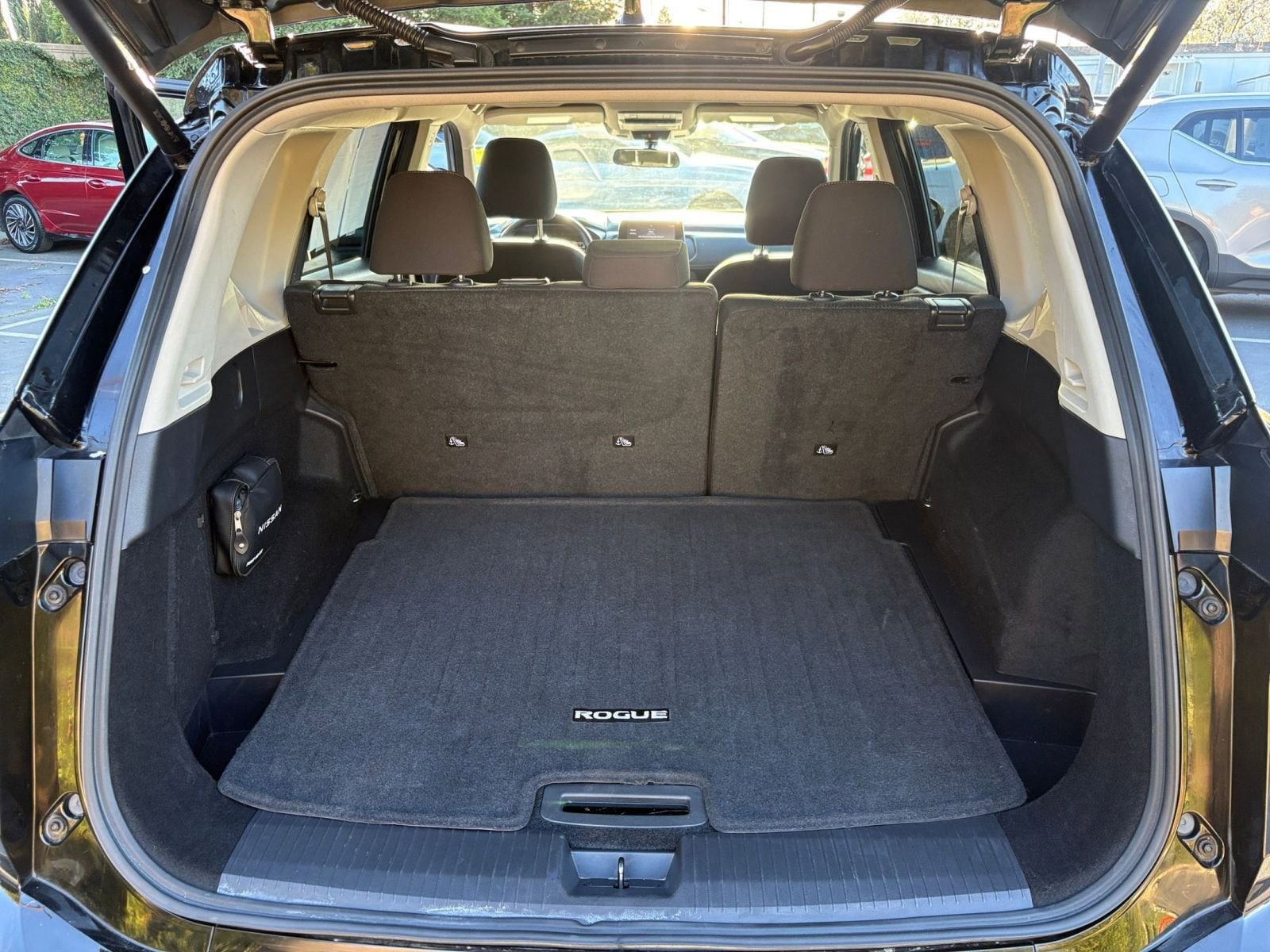 Thumbnail: 2025 Nissan Rogue - 33