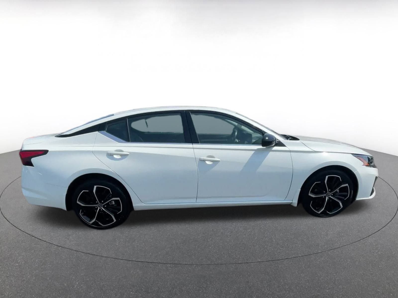 Thumbnail: 2024 Nissan Altima - 16