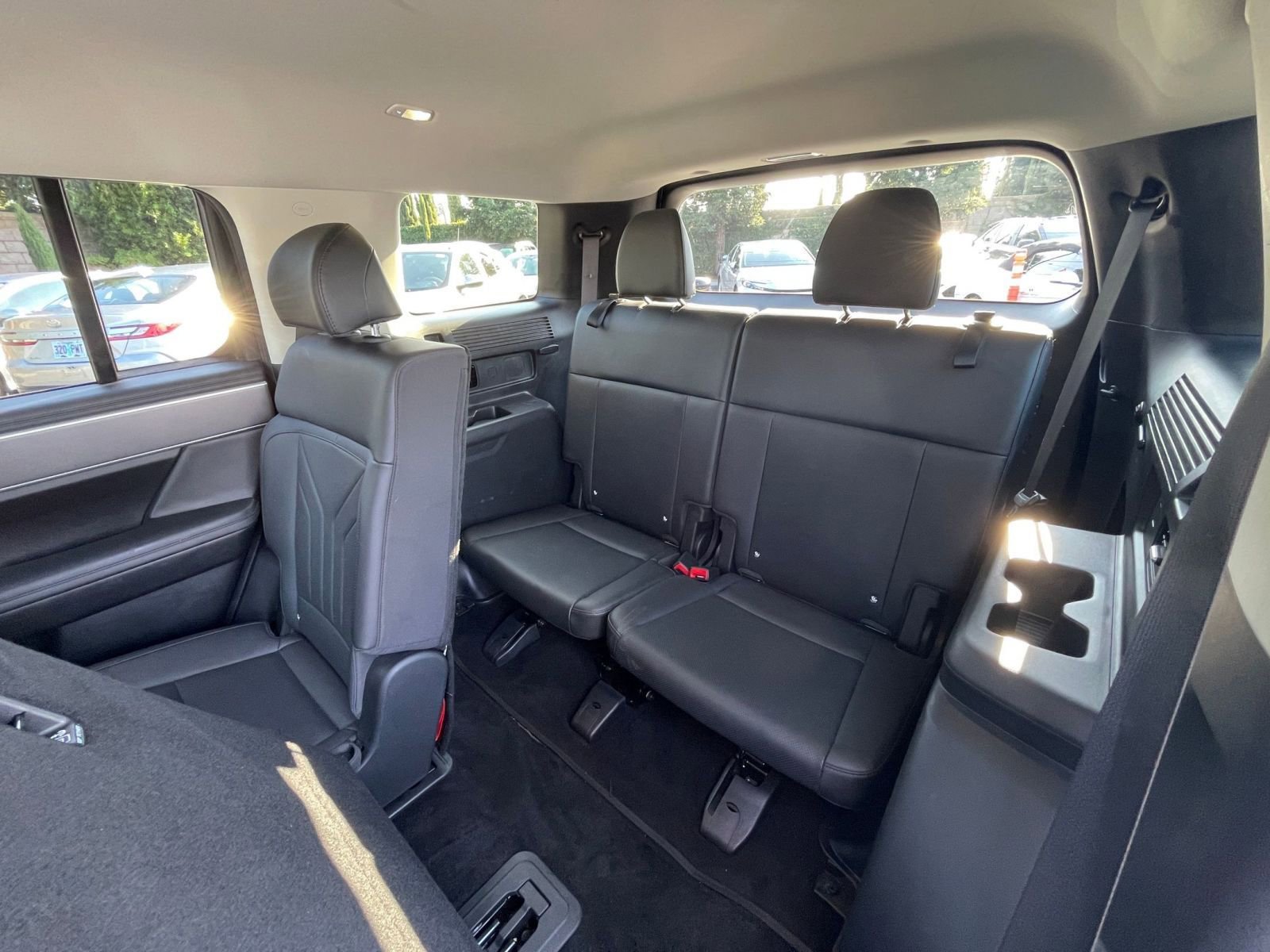 Thumbnail: 2025 Hyundai Santa Fe - 32