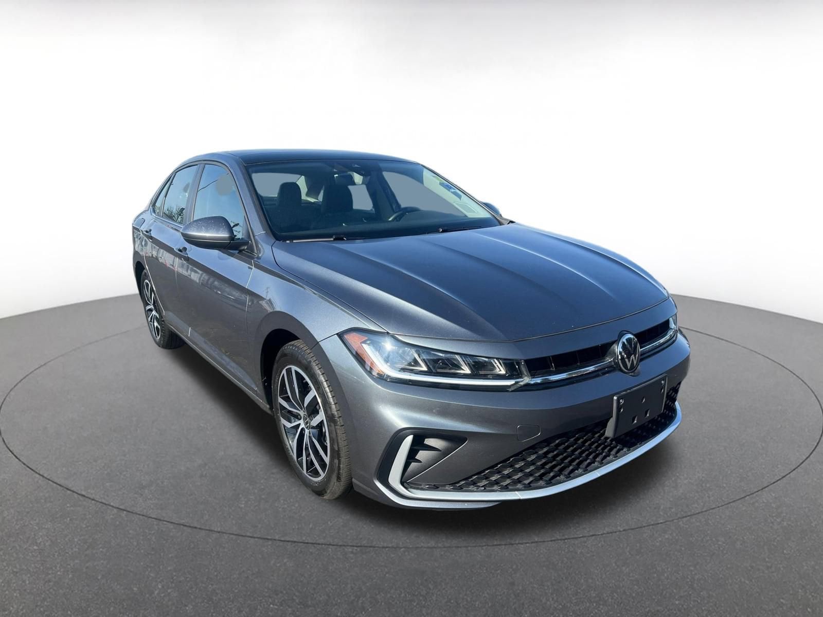 Thumbnail: 2025 Volkswagen Jetta - 1