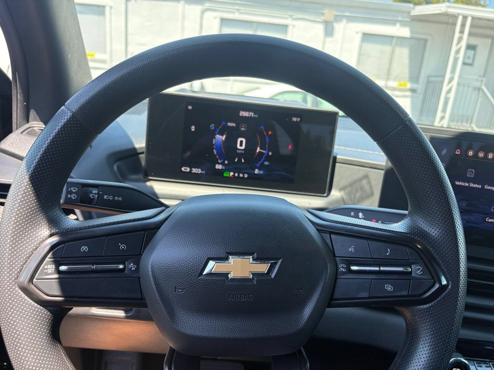 Thumbnail: 2024 Chevrolet Silverado EV - 33