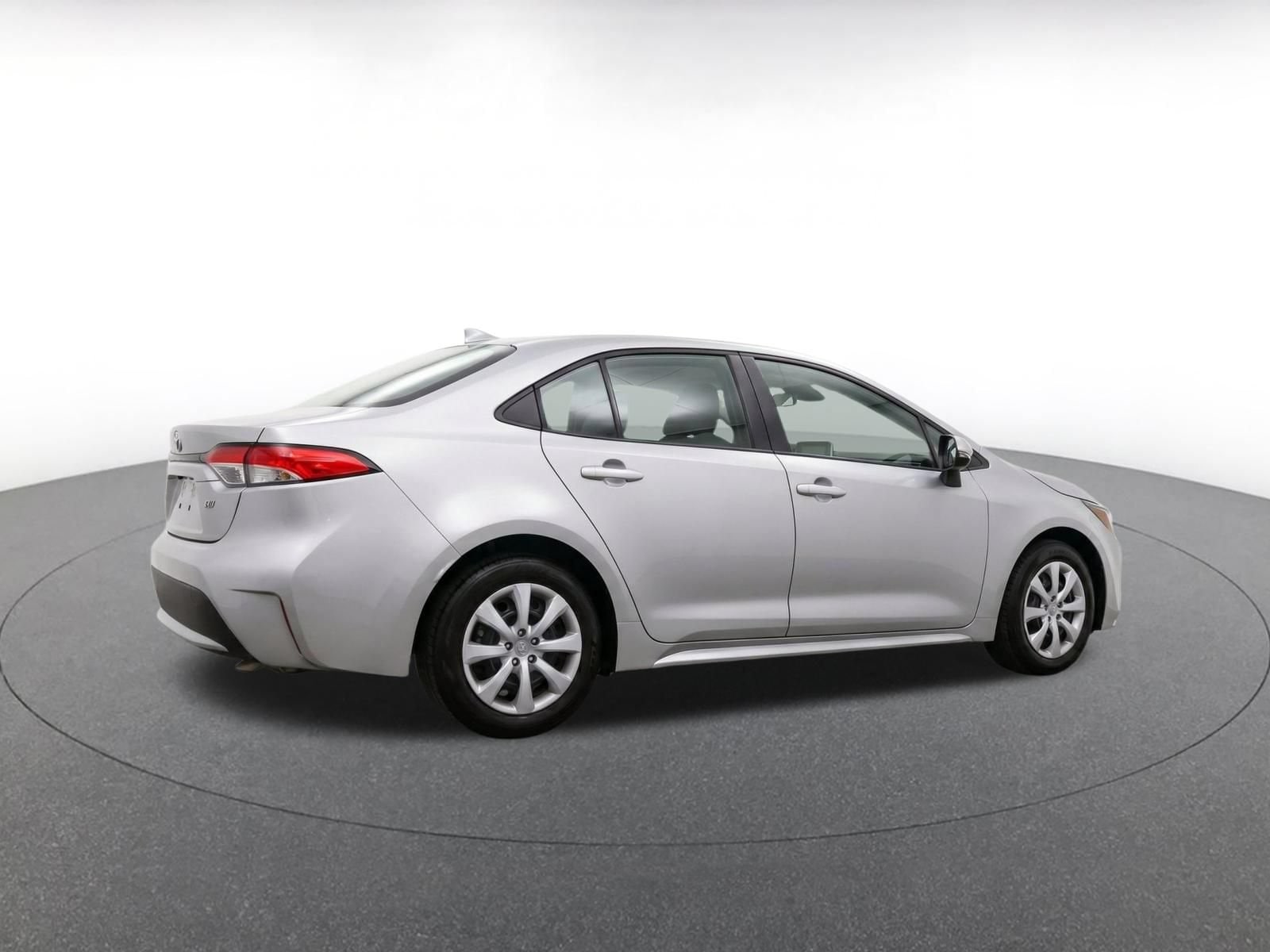 Thumbnail: 2025 Toyota Corolla - 9