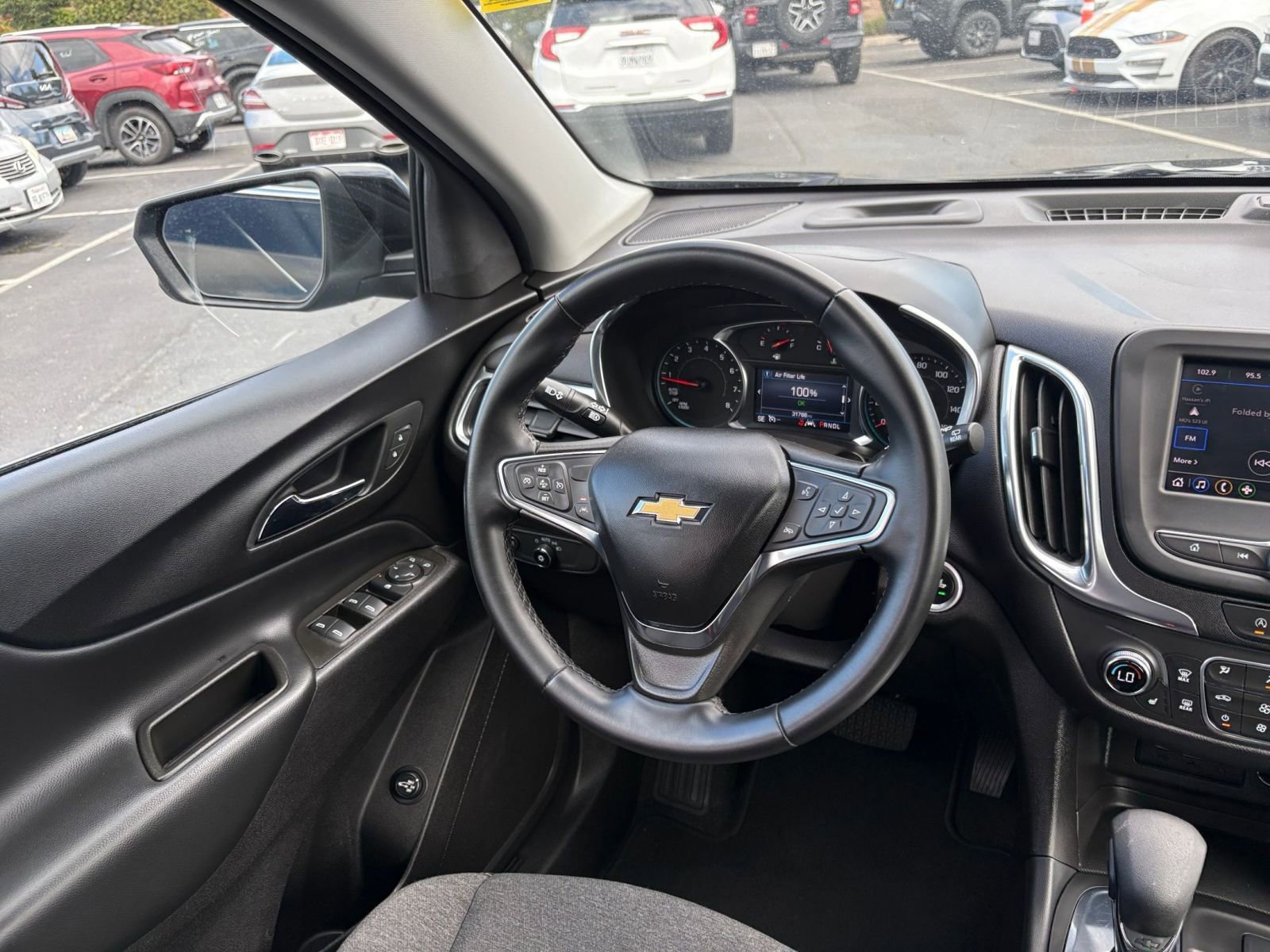 2024 Chevrolet Equinox LT - Photo 37