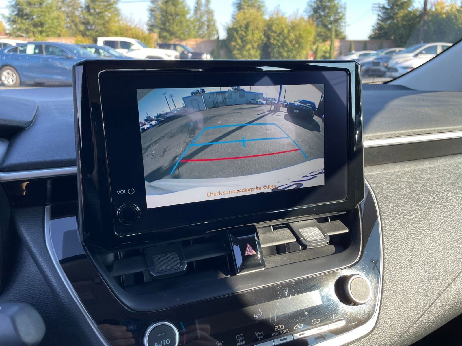 Thumbnail: 2025 Toyota Corolla - 17