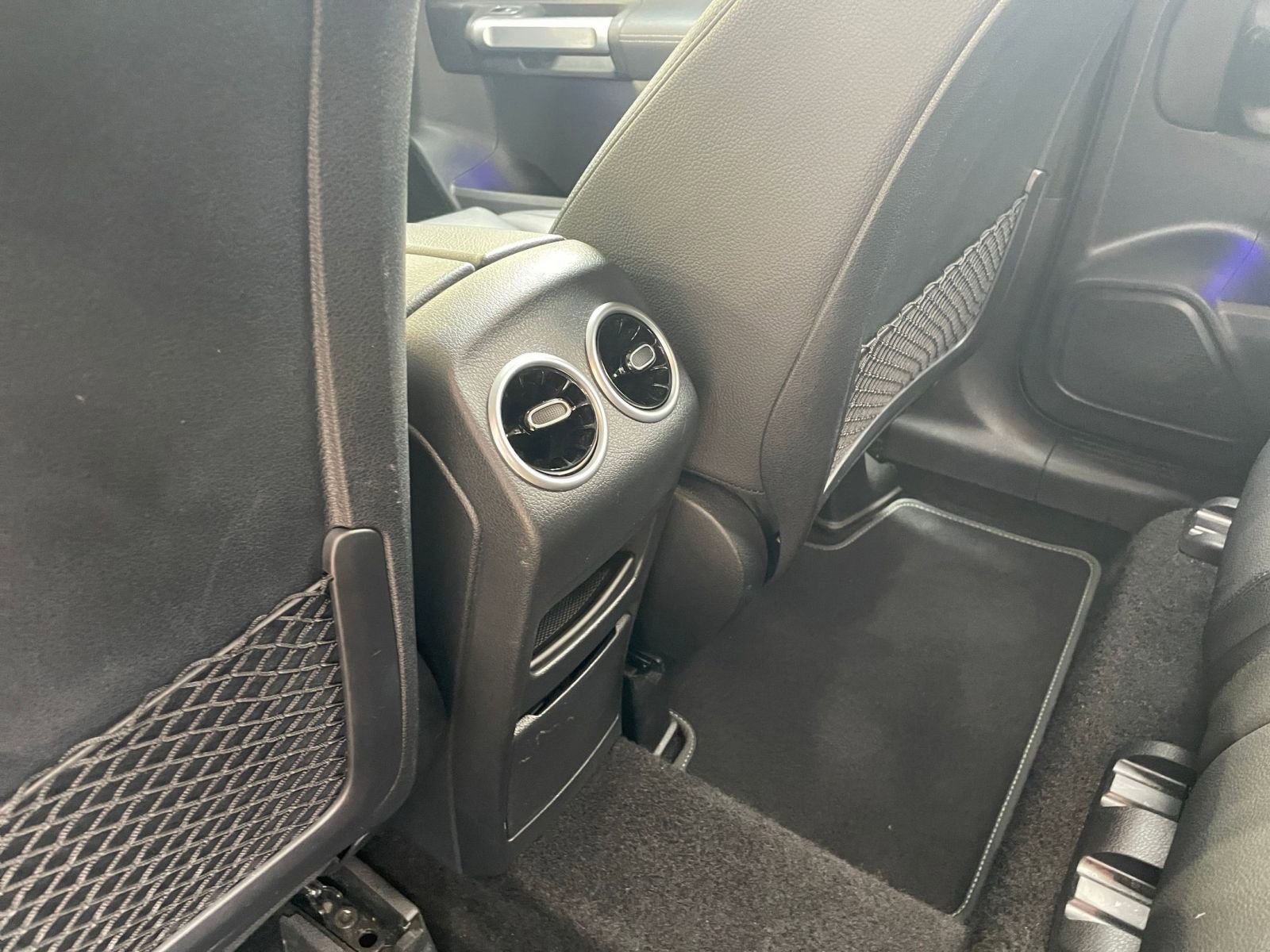 Thumbnail: 2024 Mercedes-Benz GLB - 27