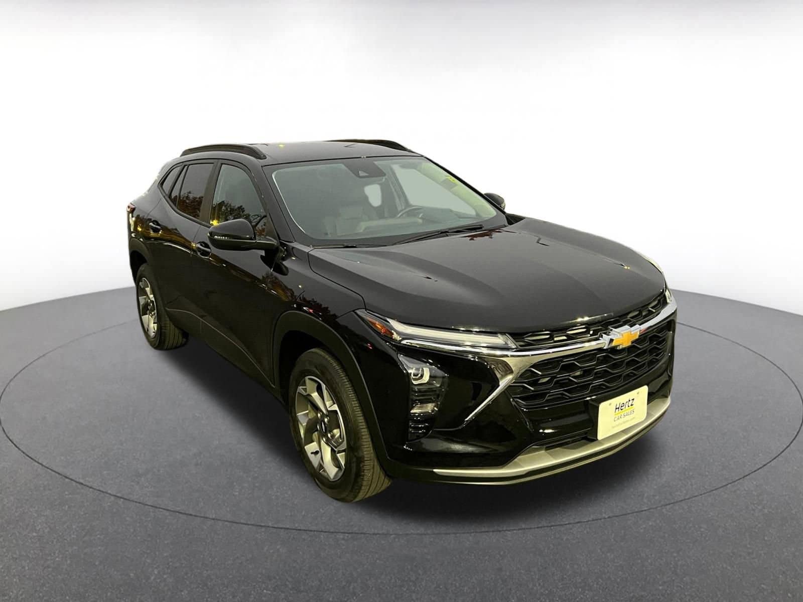 Thumbnail: 2025 Chevrolet Trax - 1