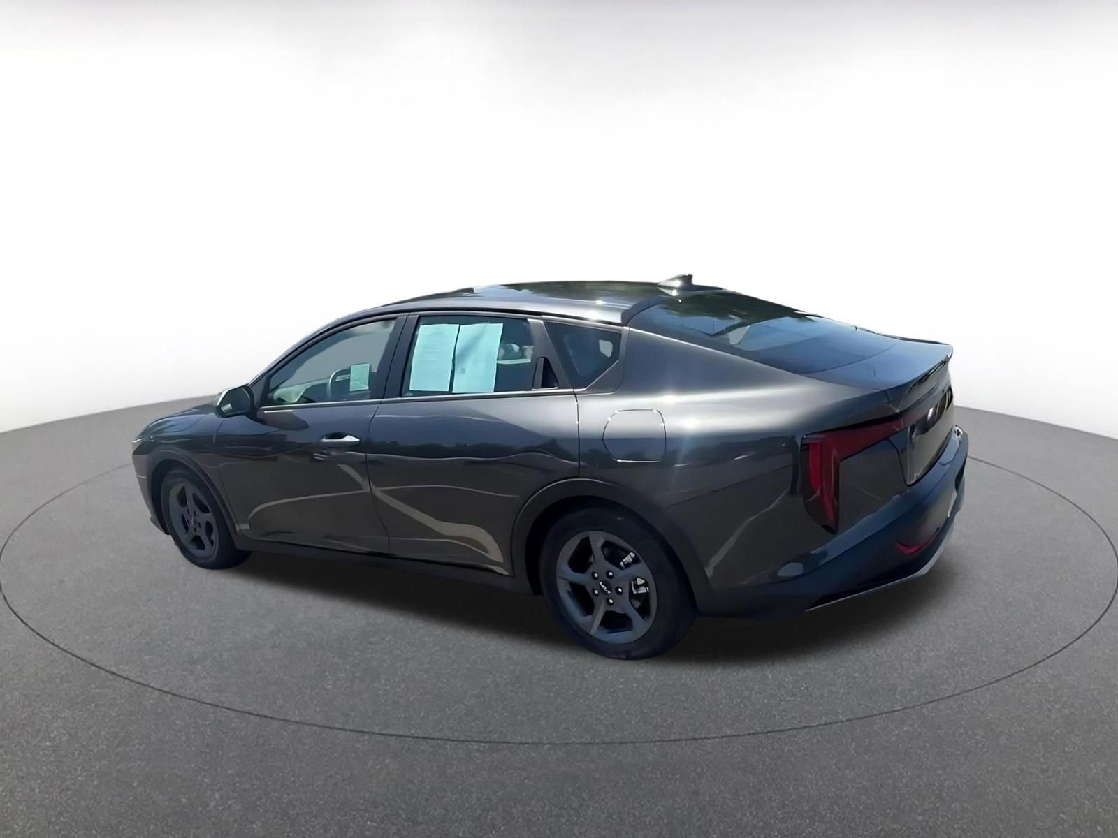 Thumbnail: 2025 Kia K4 - 10