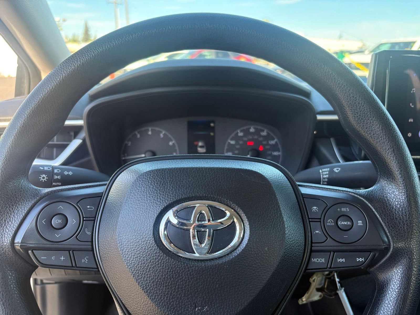 Thumbnail: 2025 Toyota Corolla - 27