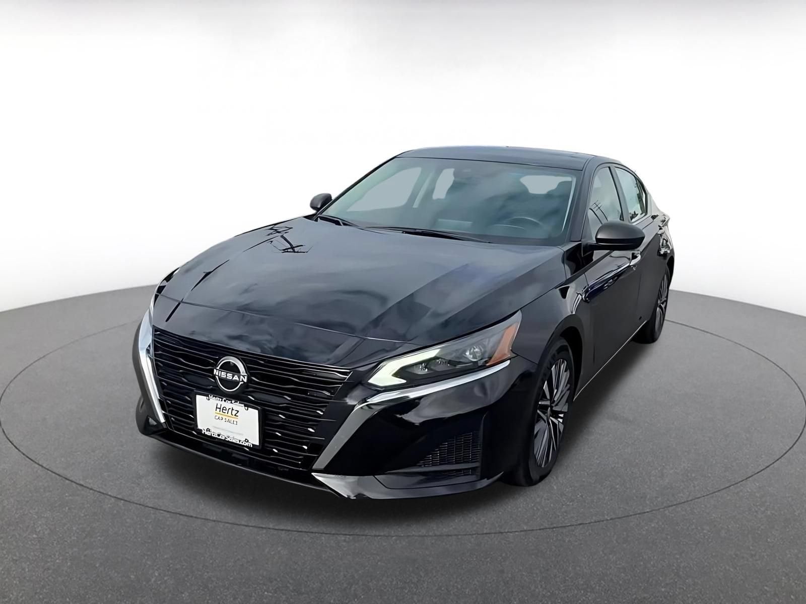 Thumbnail: 2025 Nissan Altima - 5