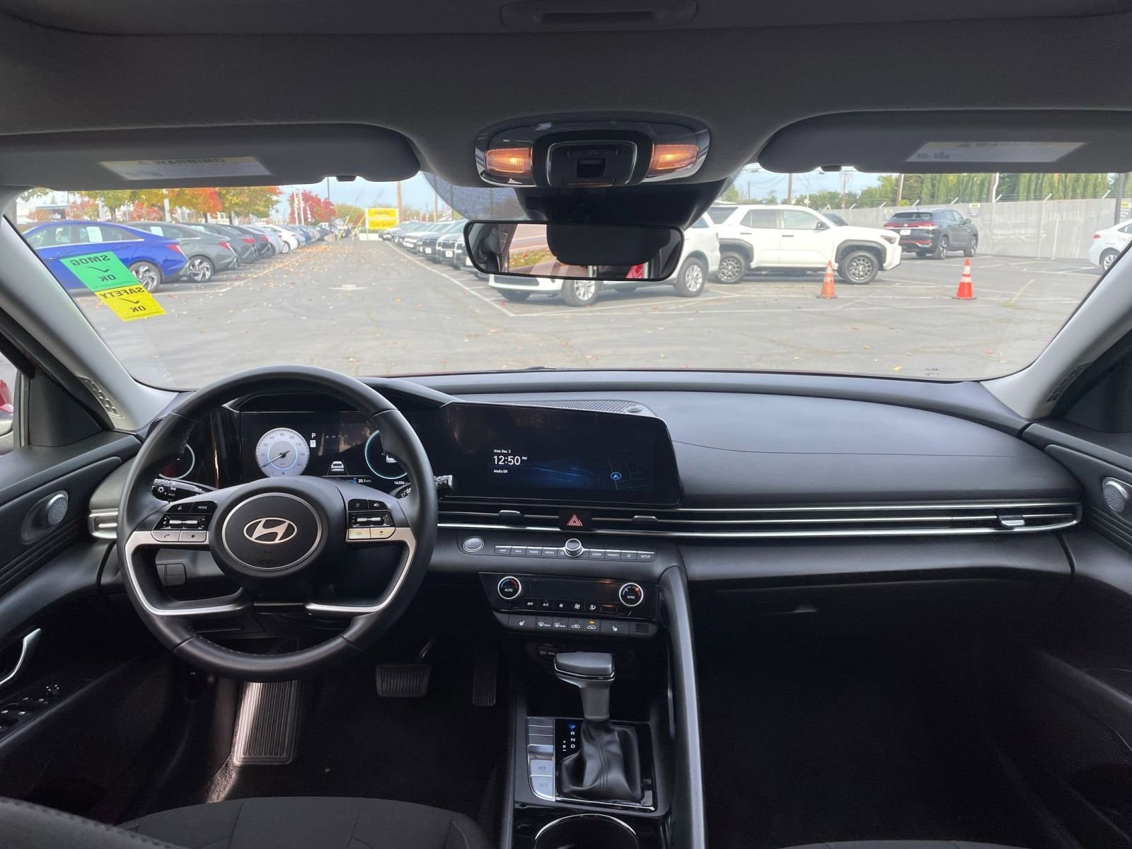 Thumbnail: 2025 Hyundai Elantra - 32