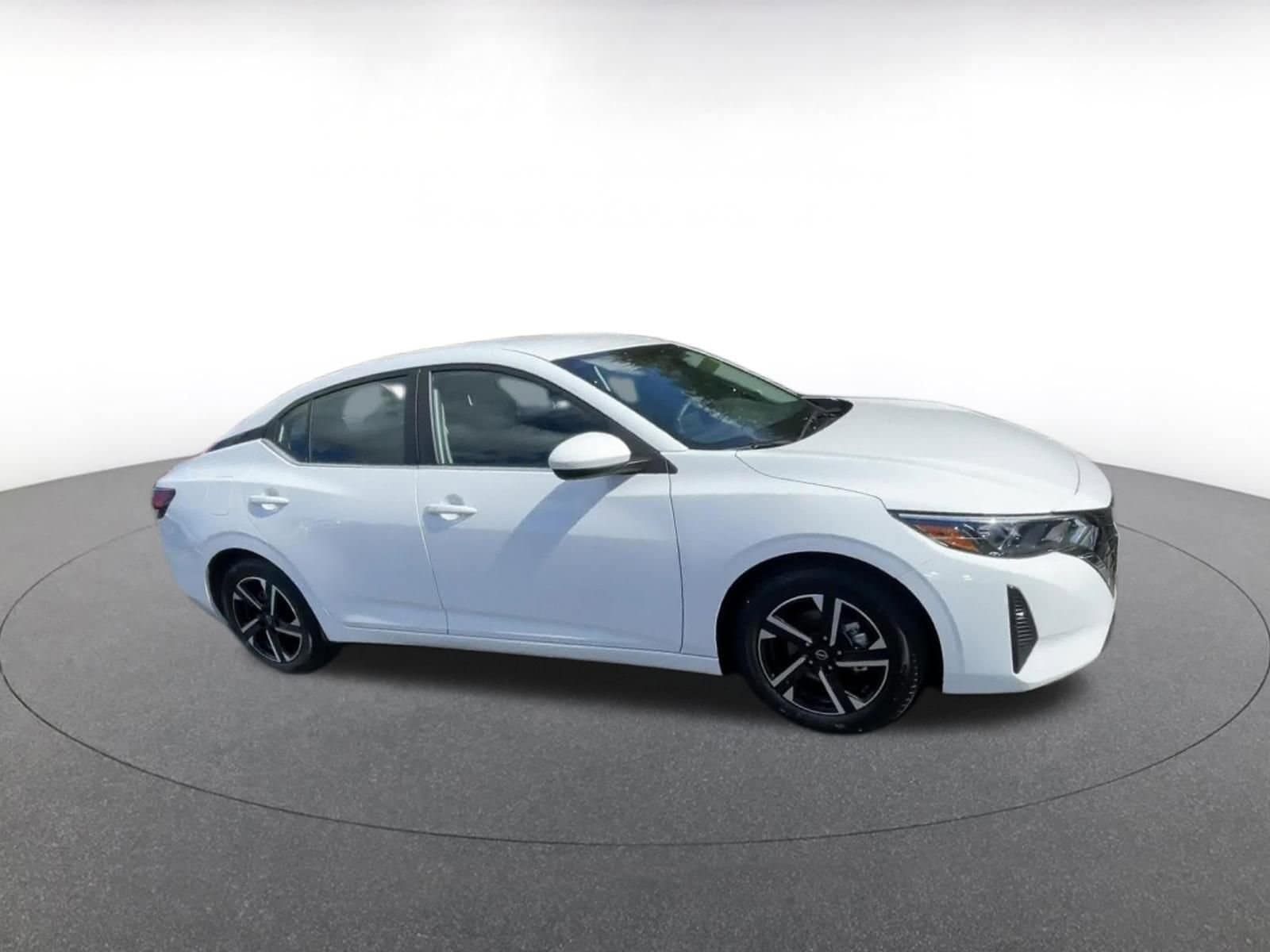 Thumbnail: 2025 Nissan Sentra - 2