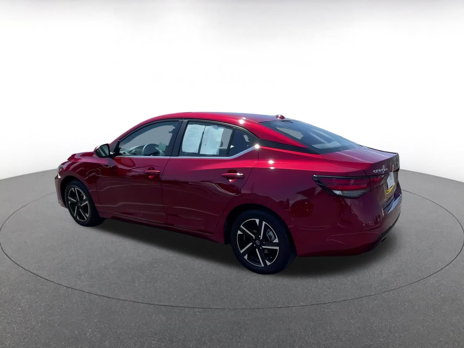Thumbnail: 2024 Nissan Sentra - 10