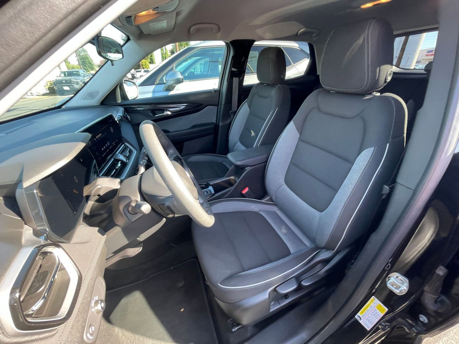 Thumbnail: 2025 Chevrolet TrailBlazer - 34