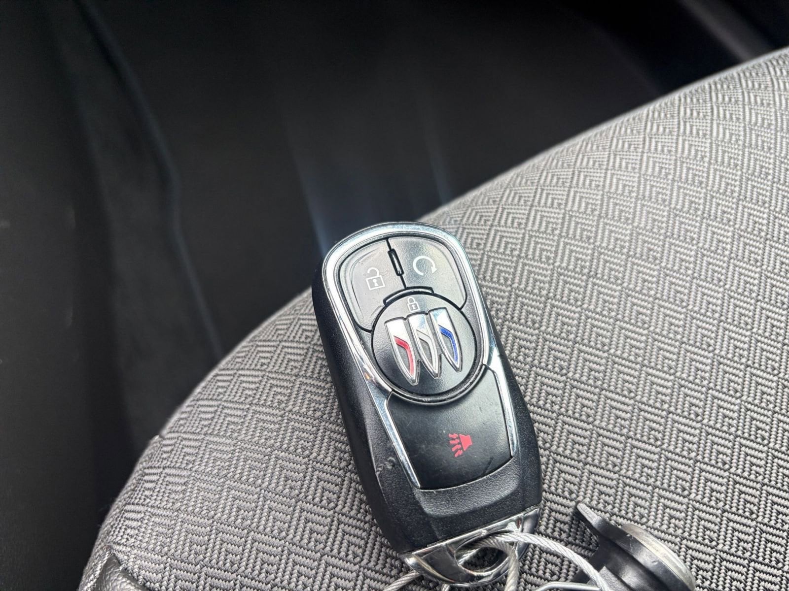 Thumbnail: 2025 Buick Encore GX - 21