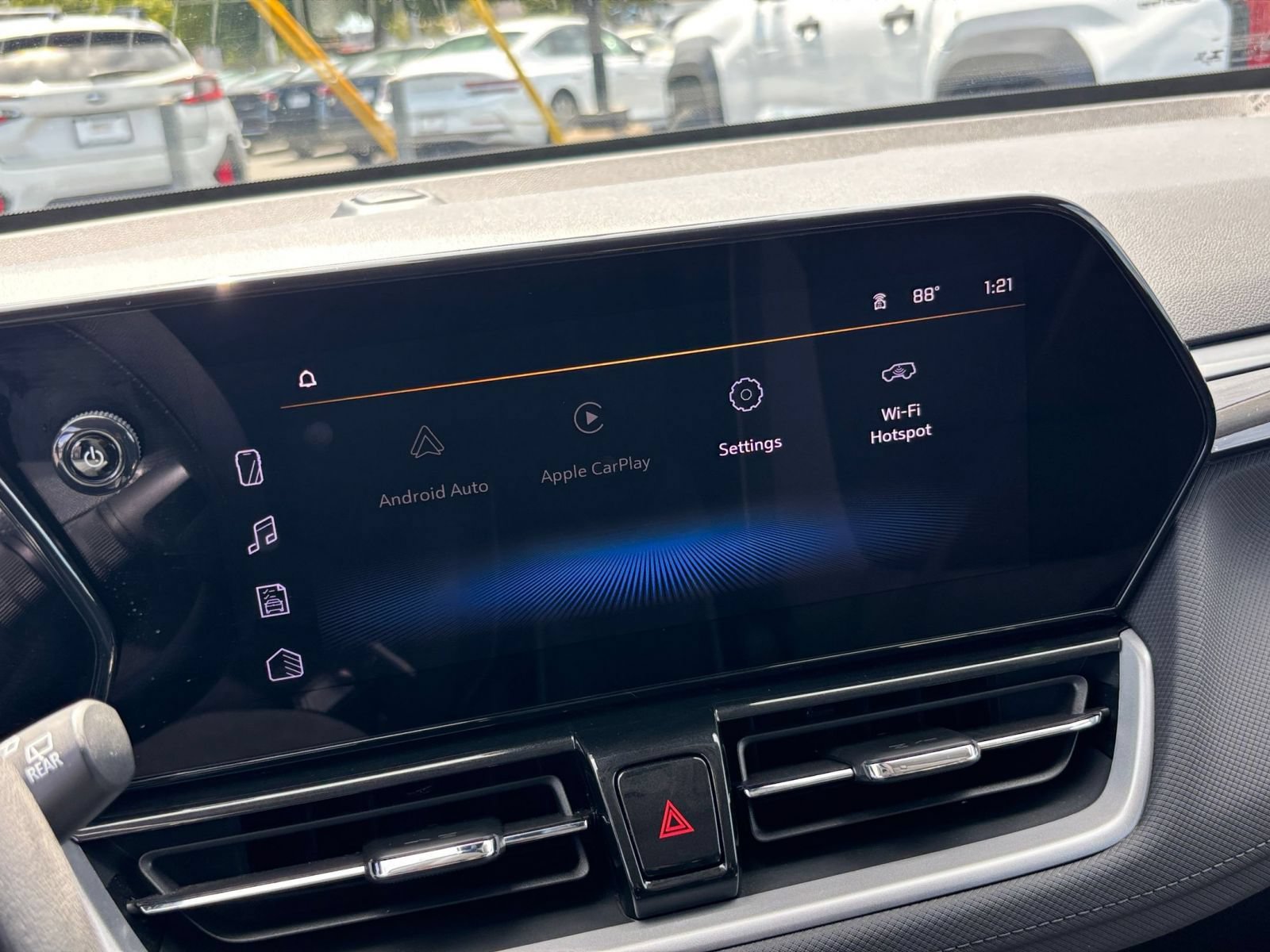 Thumbnail: 2025 Chevrolet TrailBlazer - 16