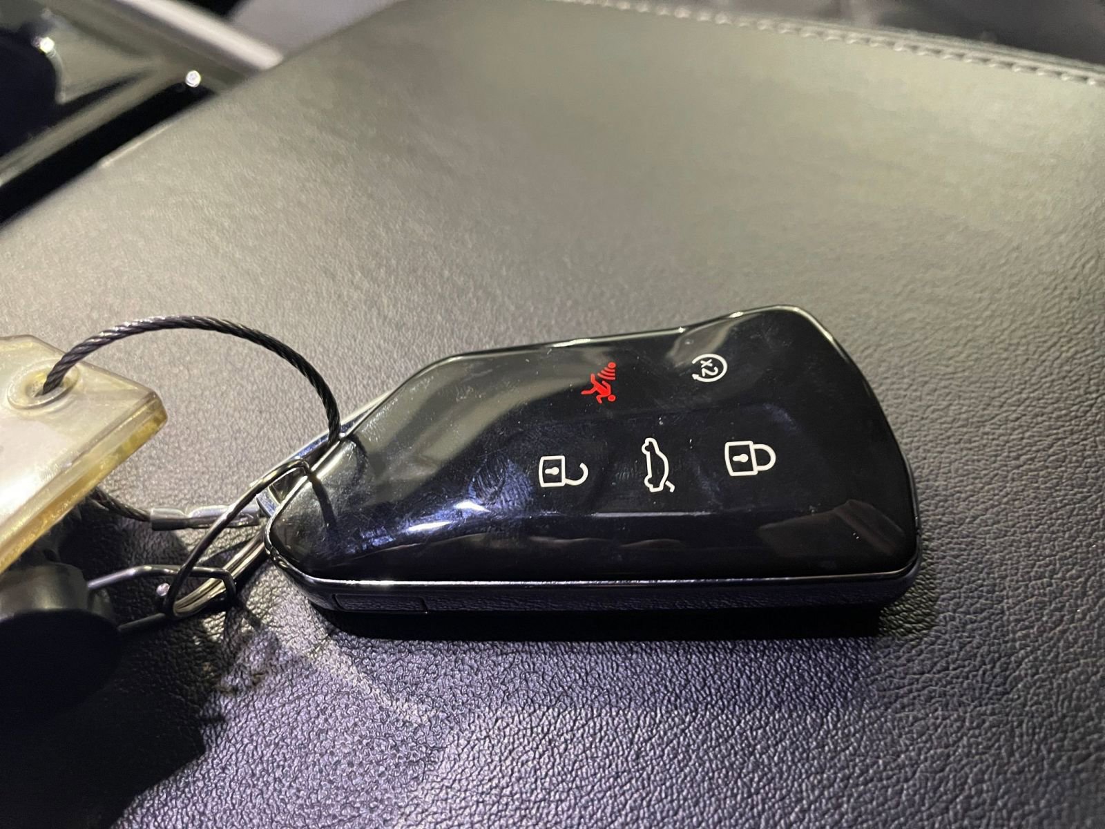 Thumbnail: 2025 Volkswagen Atlas - 22