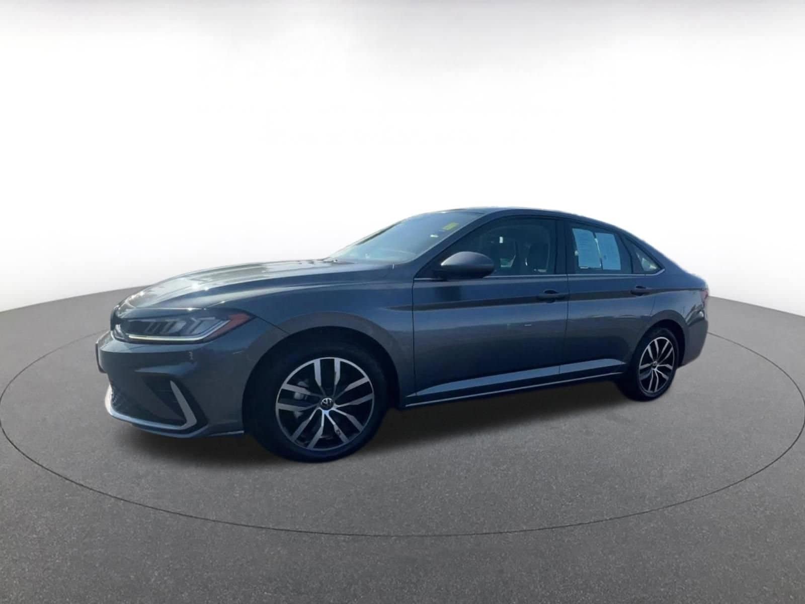 Thumbnail: 2025 Volkswagen Jetta - 8