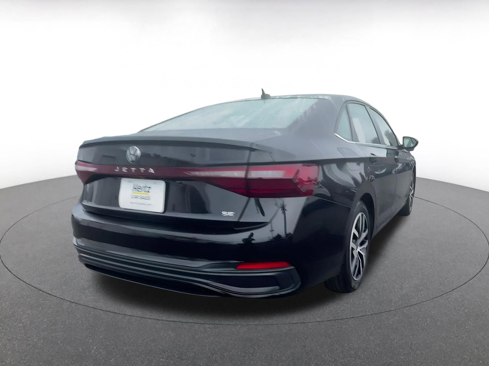 Thumbnail: 2025 Volkswagen Jetta - 14