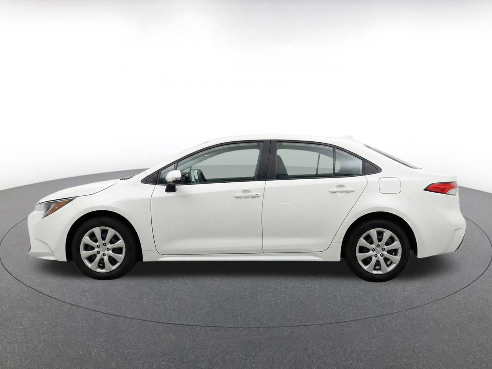 Thumbnail: 2025 Toyota Corolla - 4
