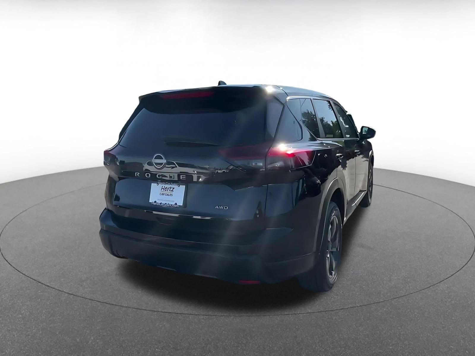Thumbnail: 2025 Nissan Rogue - 14