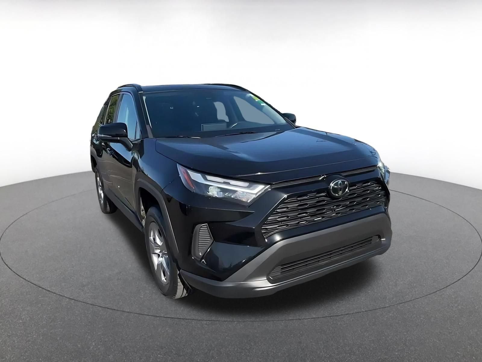 Thumbnail: 2024 Toyota RAV4 - 3