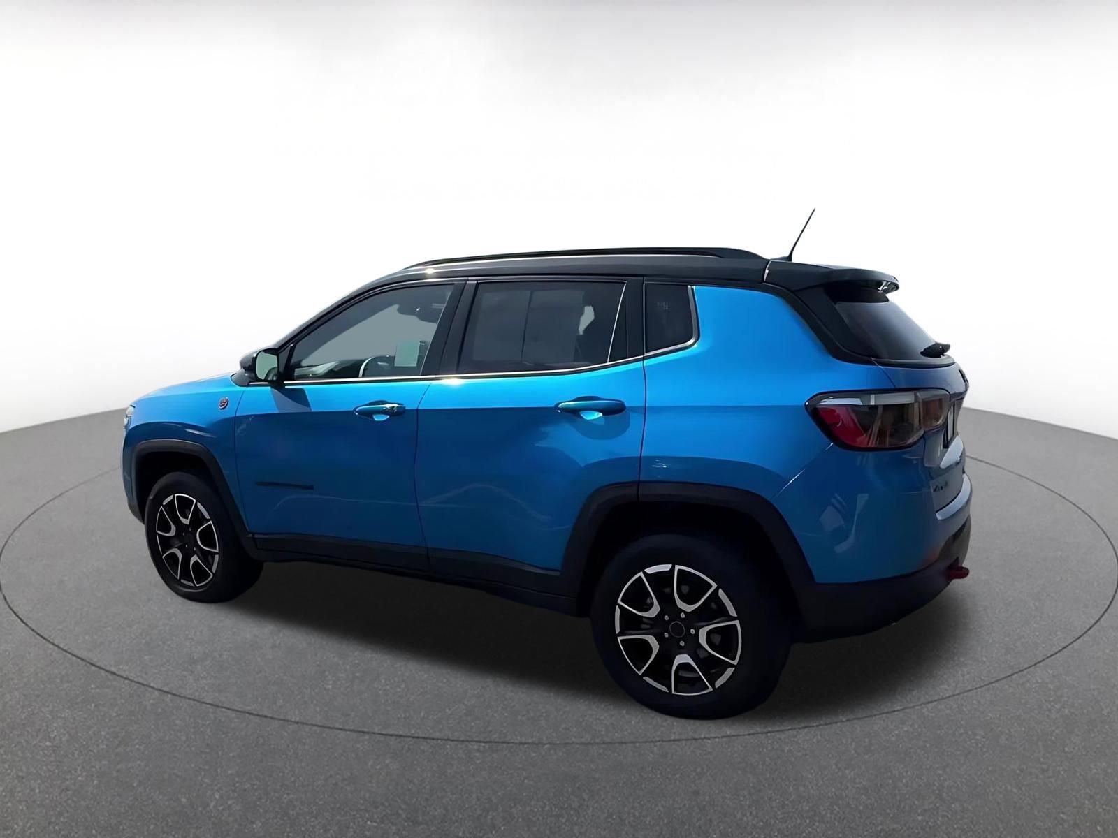 Thumbnail: 2025 Jeep Compass - 10