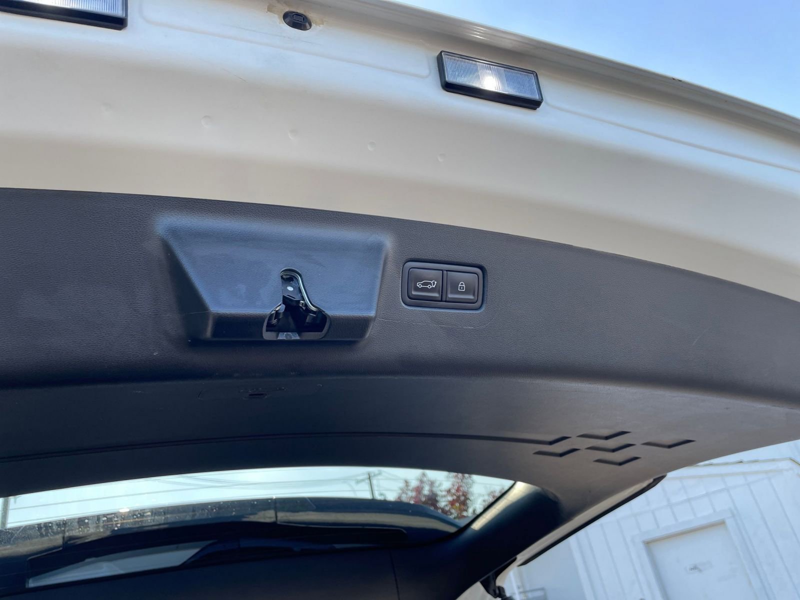 Thumbnail: 2025 Hyundai Santa Fe - 22