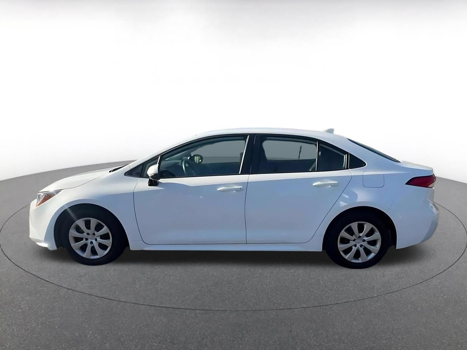 Thumbnail: 2025 Toyota Corolla - 9