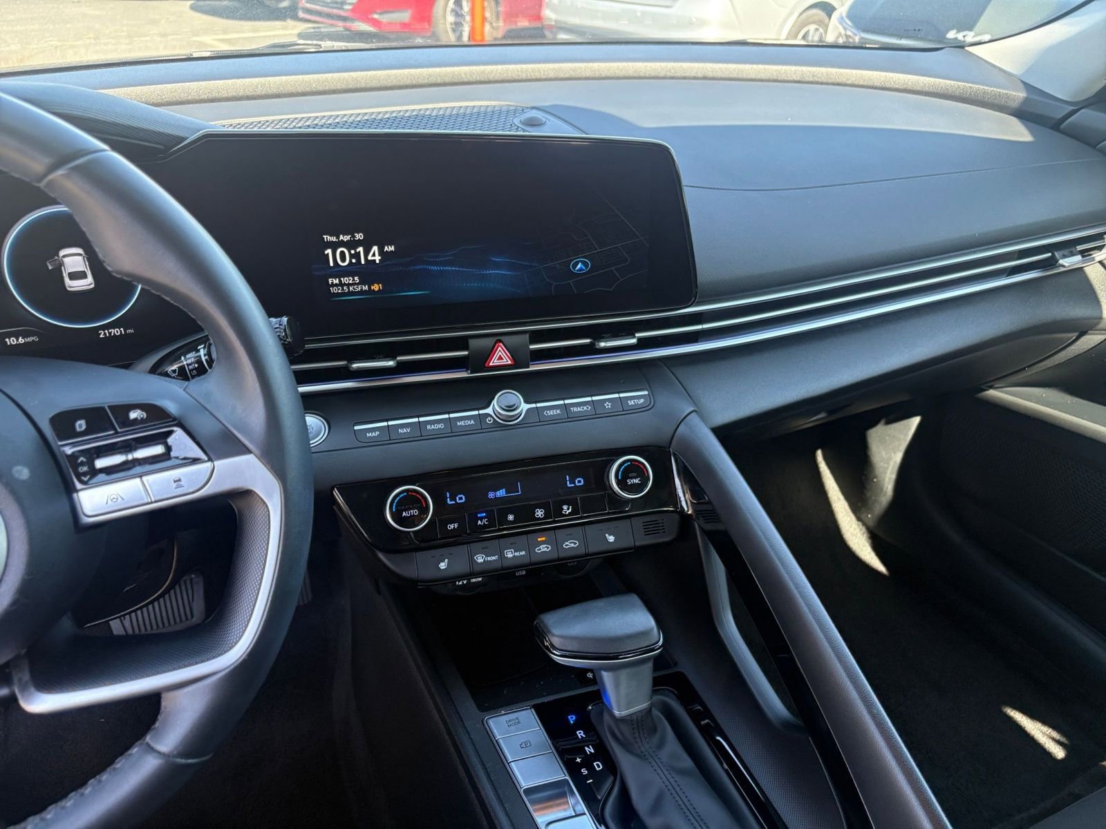 Thumbnail: 2025 Hyundai Elantra - 17