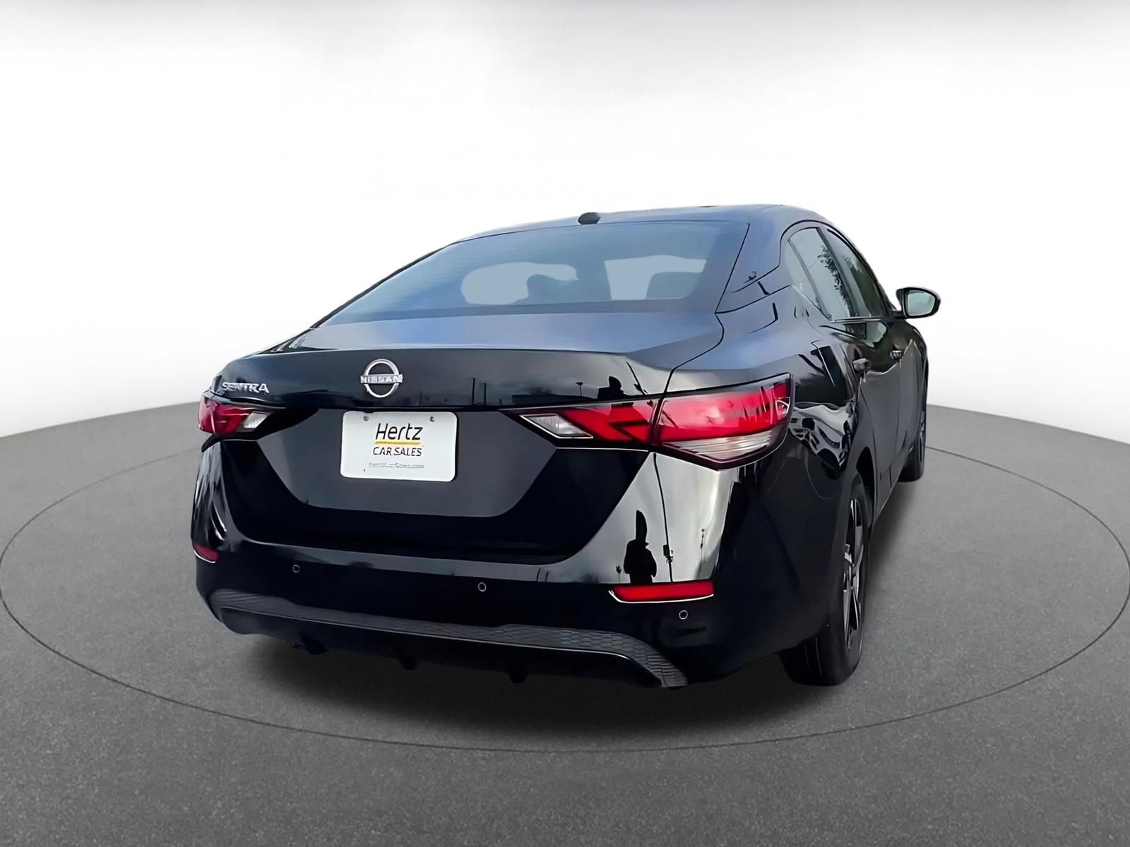 Thumbnail: 2025 Nissan Sentra - 15