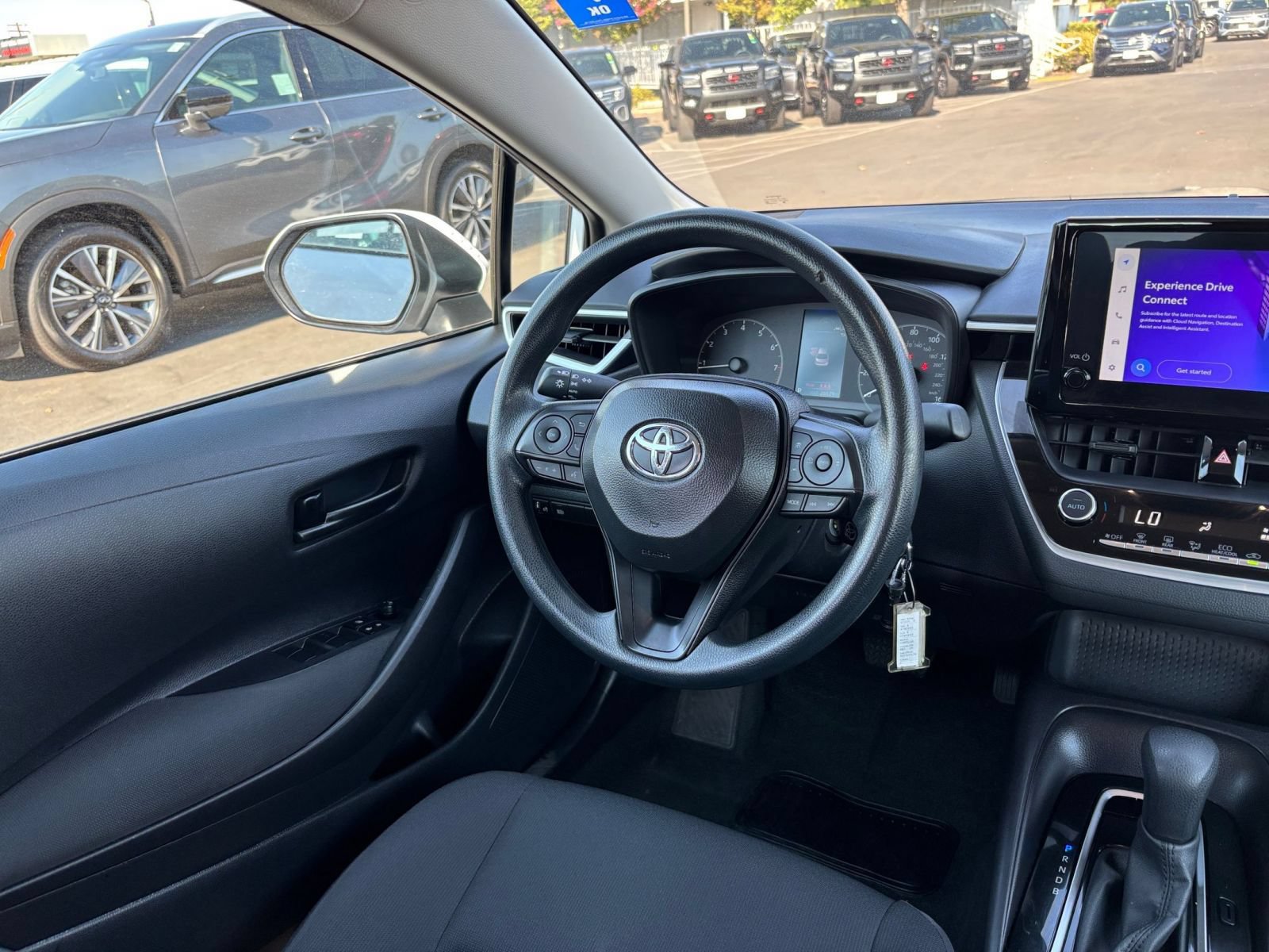 Thumbnail: 2025 Toyota Corolla - 32