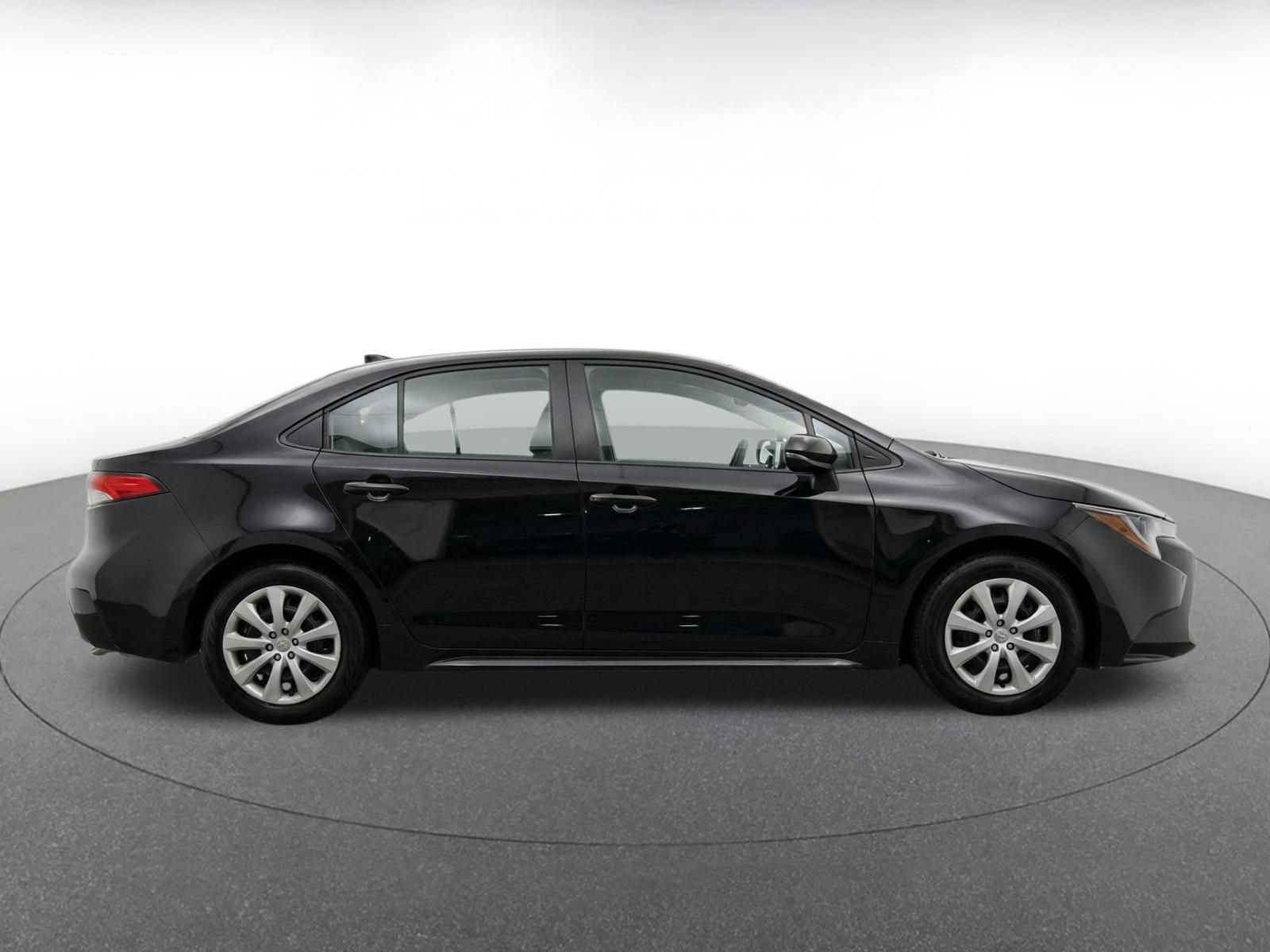 Thumbnail: 2025 Toyota Corolla - 14