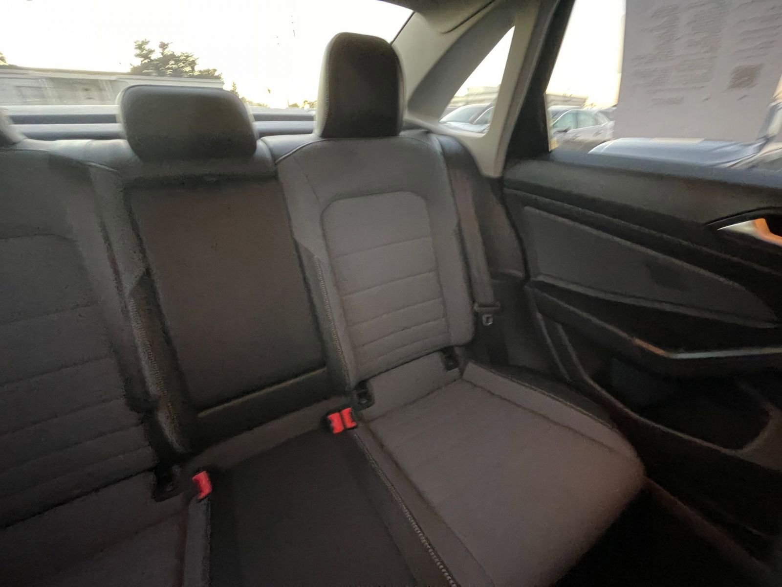 Thumbnail: 2025 Volkswagen Jetta - 32