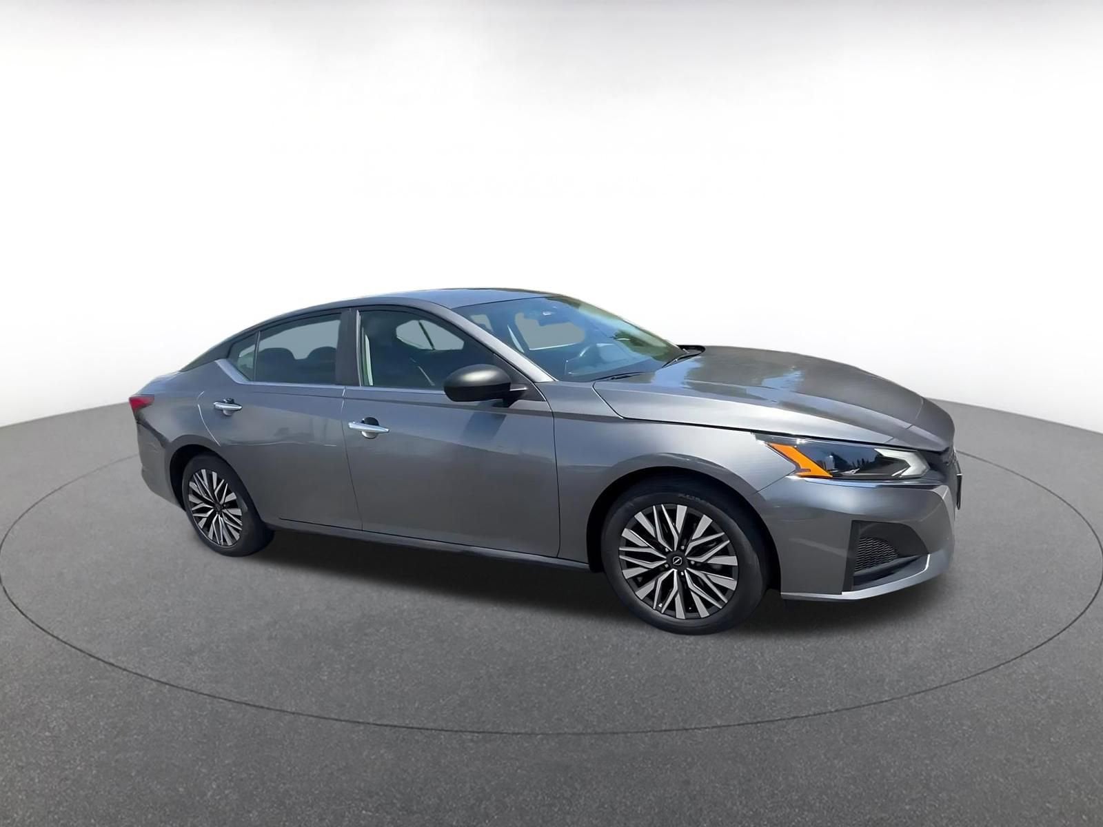 Thumbnail: 2025 Nissan Altima - 2