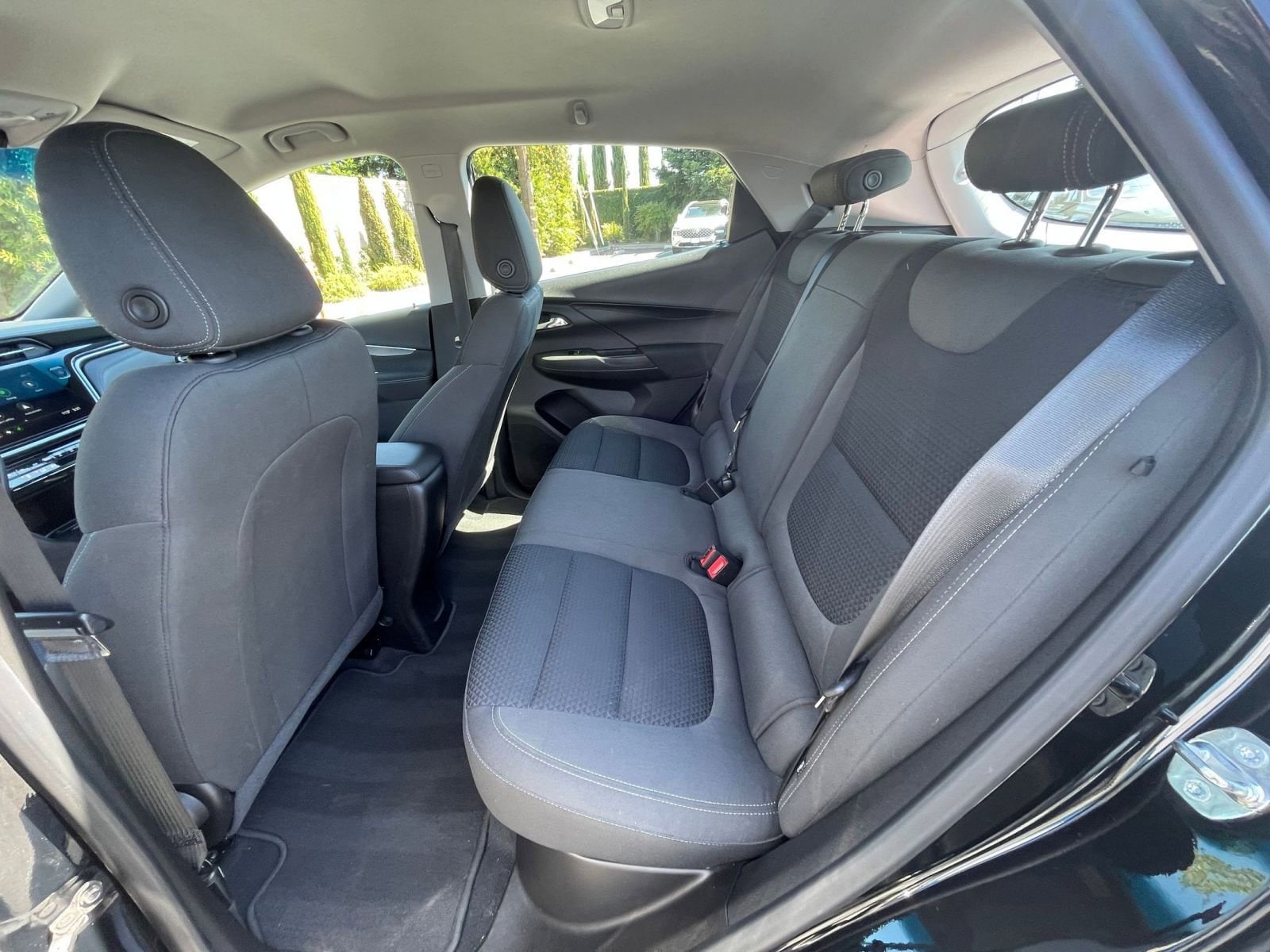 Thumbnail: 2023 Chevrolet Bolt EV - 23