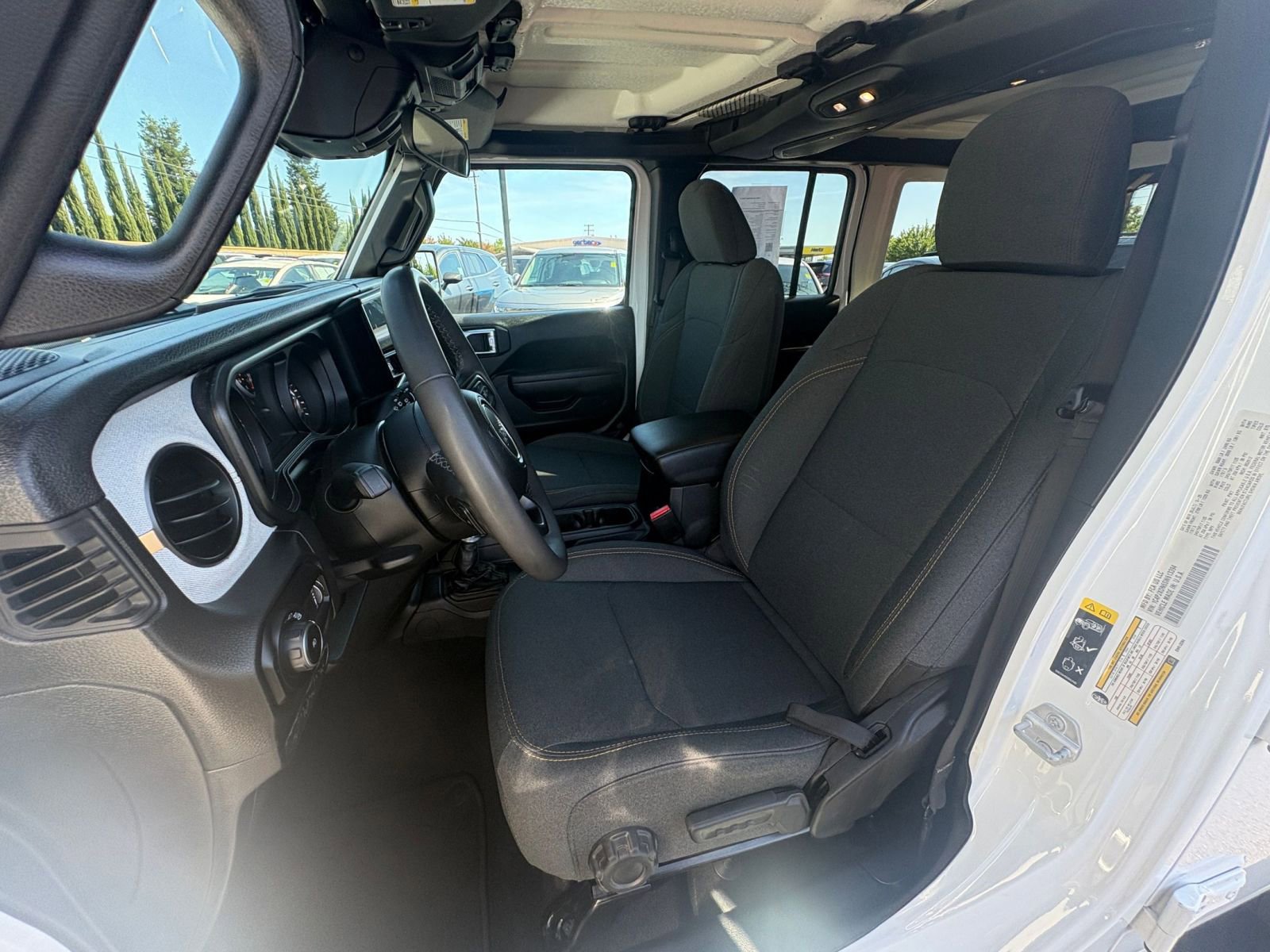 Thumbnail: 2025 Jeep Wrangler - 35