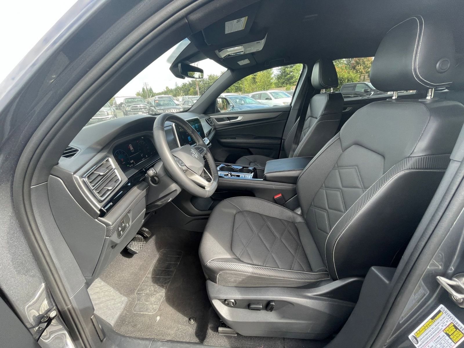 Thumbnail: 2024 Volkswagen Atlas - 28