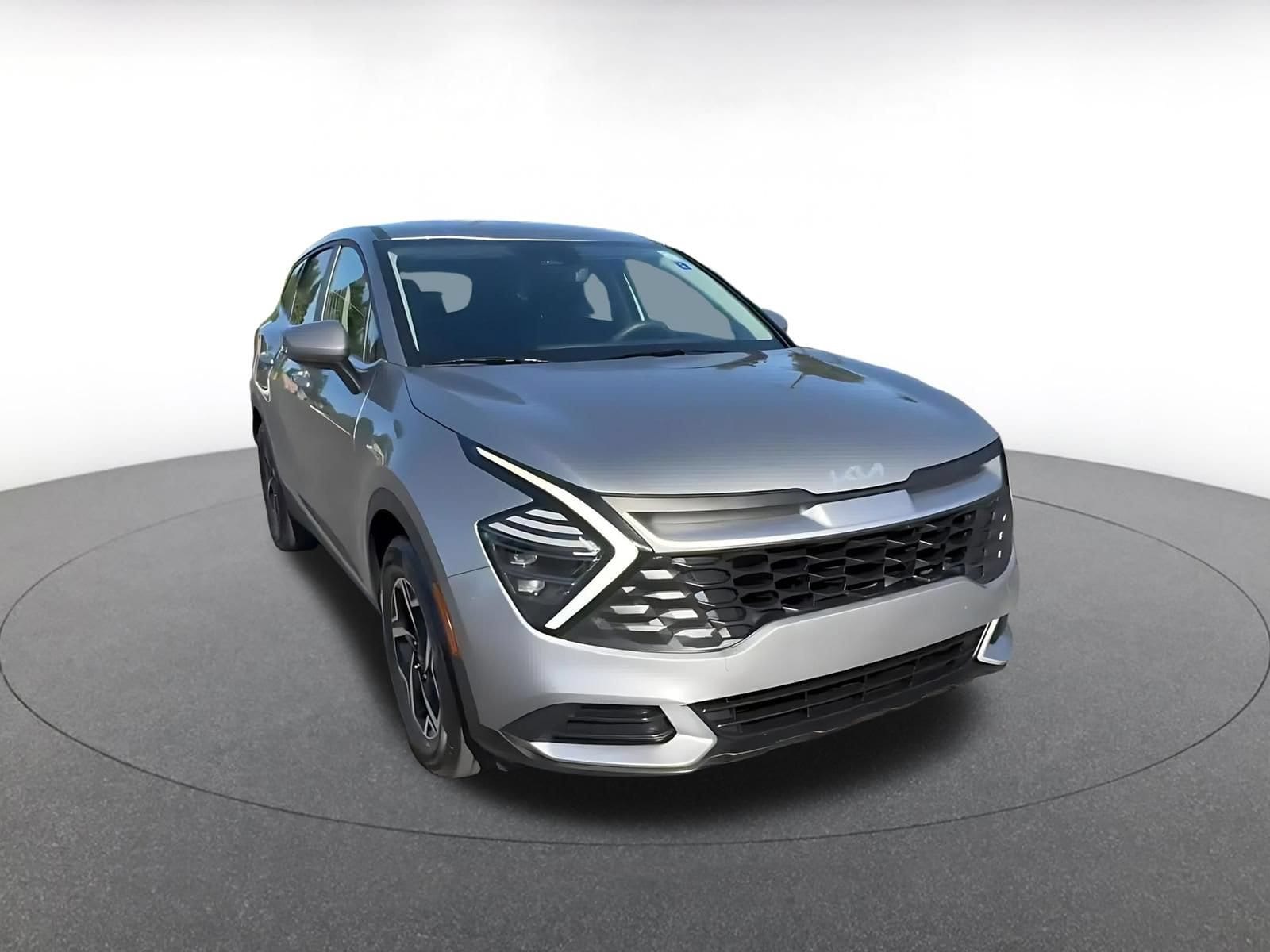 Thumbnail: 2025 Kia Sportage - 3
