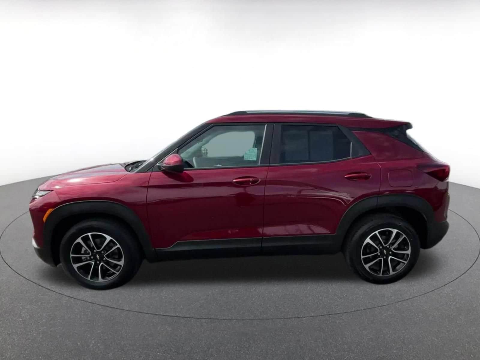 Thumbnail: 2025 Chevrolet TrailBlazer - 9