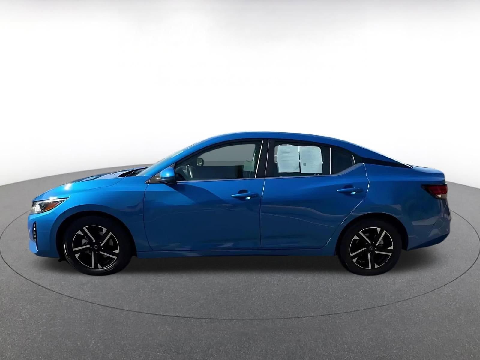 Thumbnail: 2025 Nissan Sentra - 9