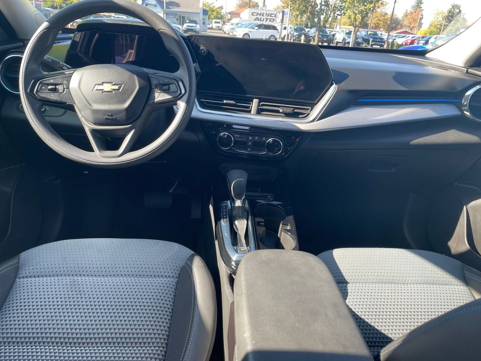 Thumbnail: 2025 Chevrolet Trax - 31