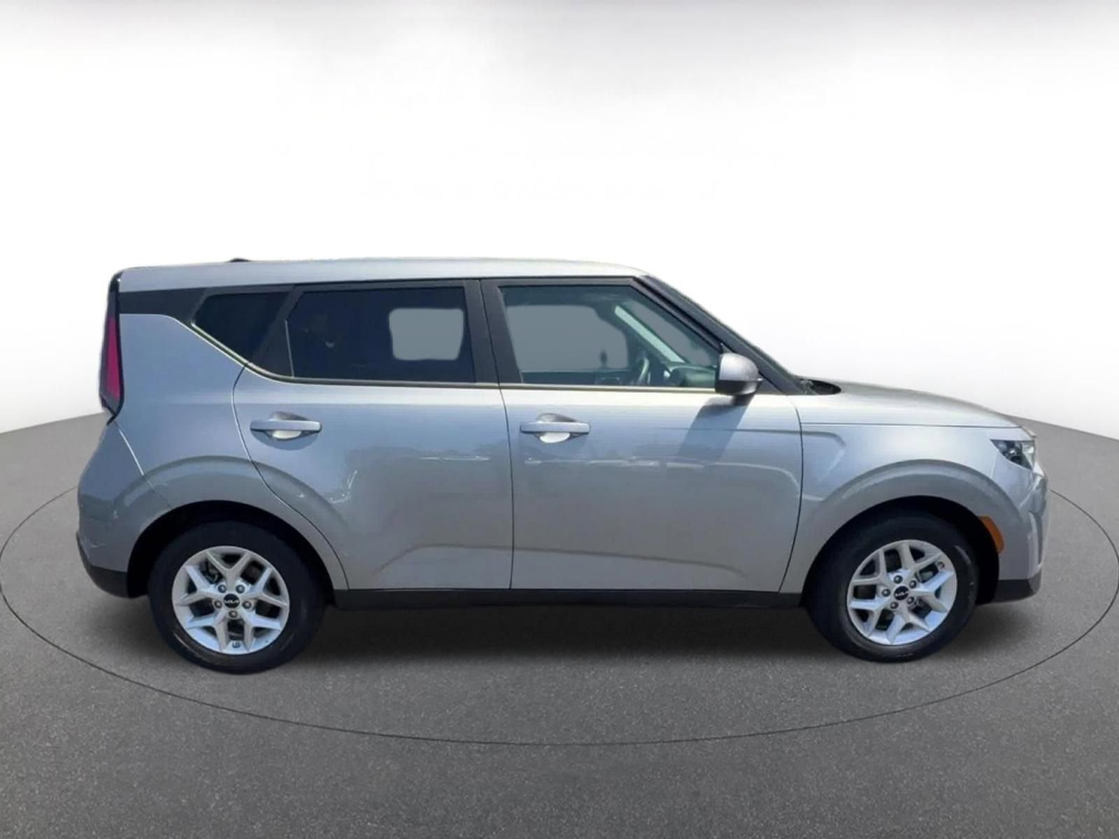Thumbnail: 2025 Kia Soul - 16