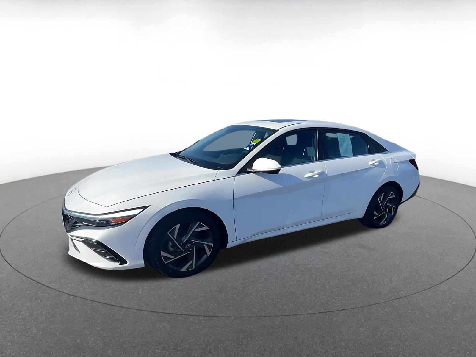 Thumbnail: 2025 Hyundai Elantra - 8