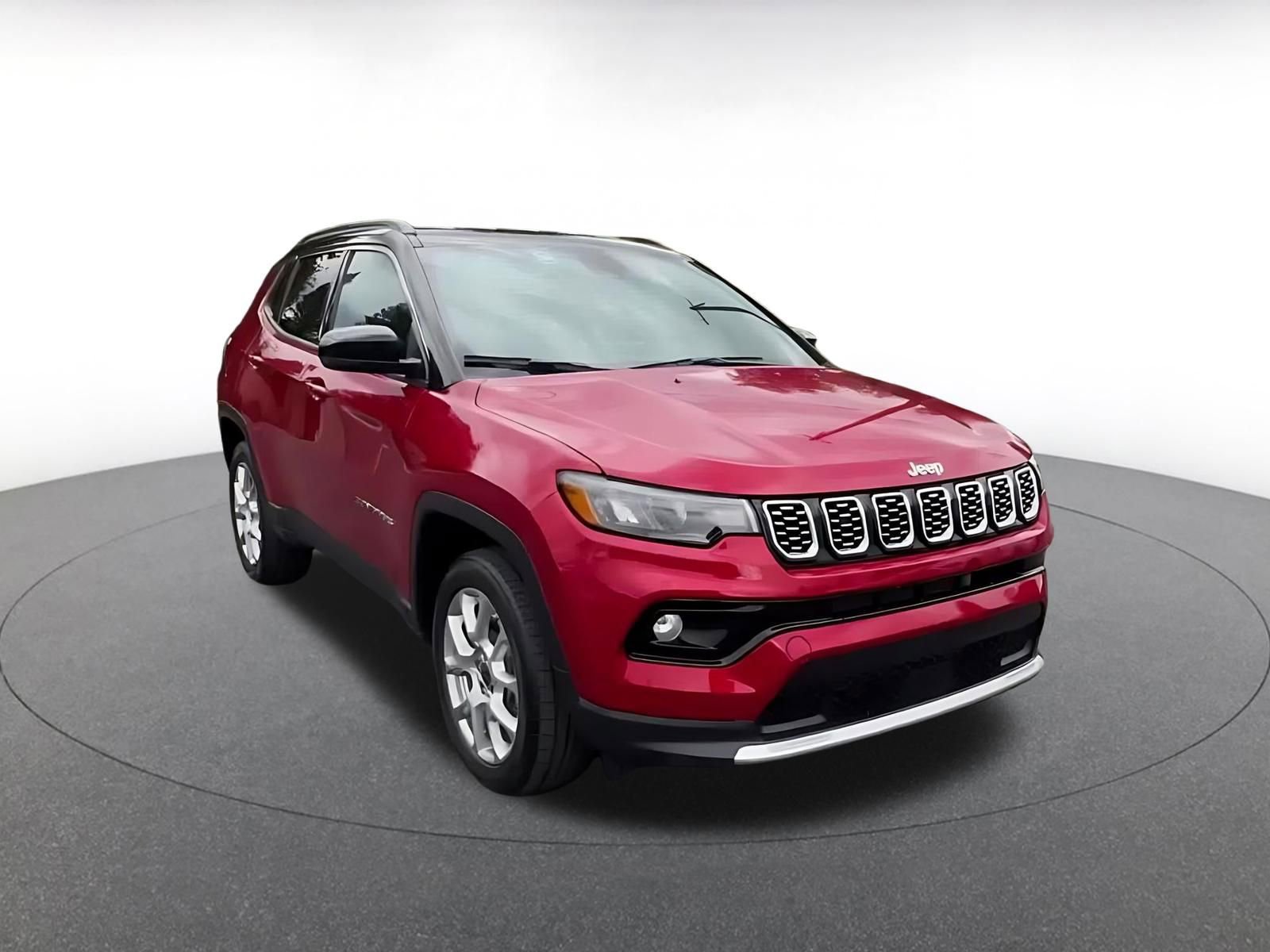 Thumbnail: 2025 Jeep Compass - 3