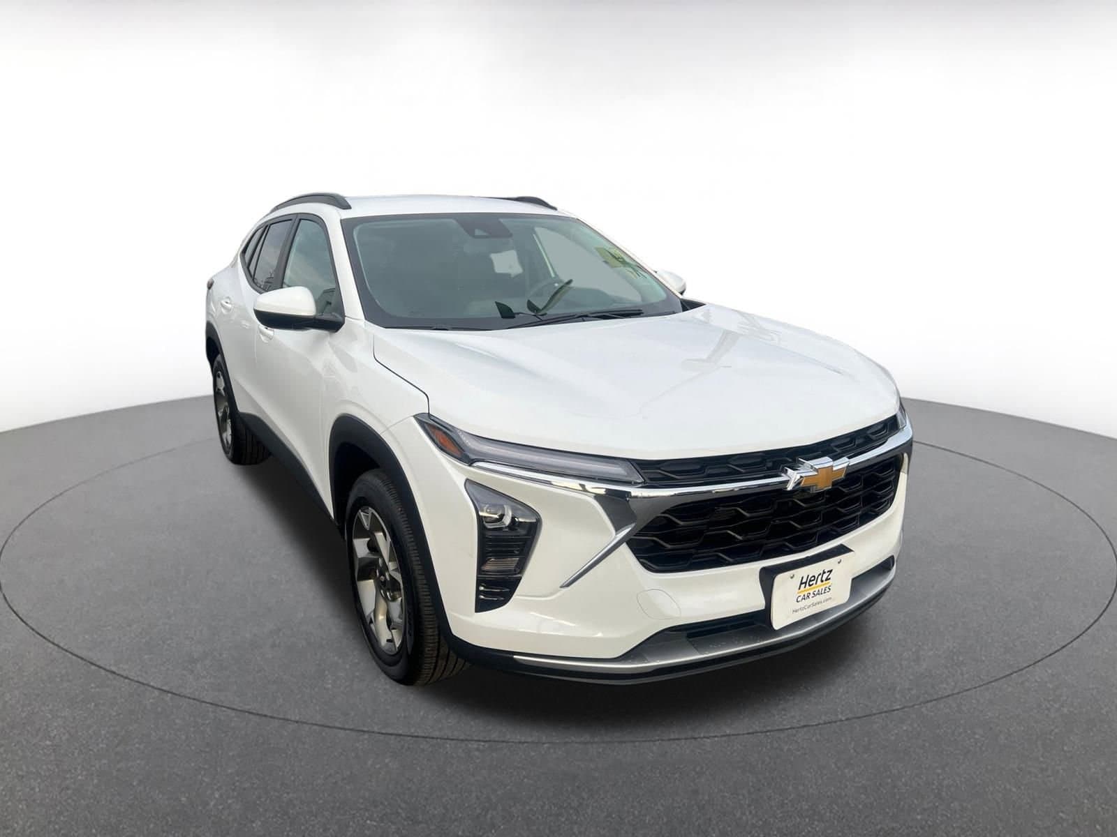 Thumbnail: 2025 Chevrolet Trax - 1