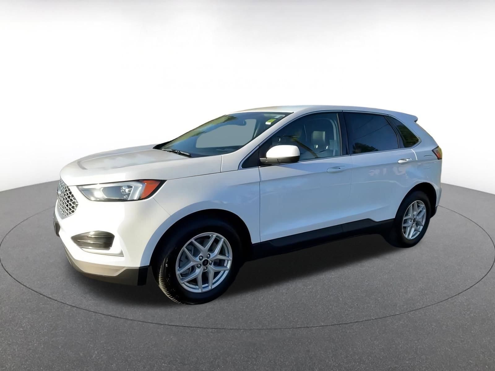 Thumbnail: 2024 Ford Edge - 8